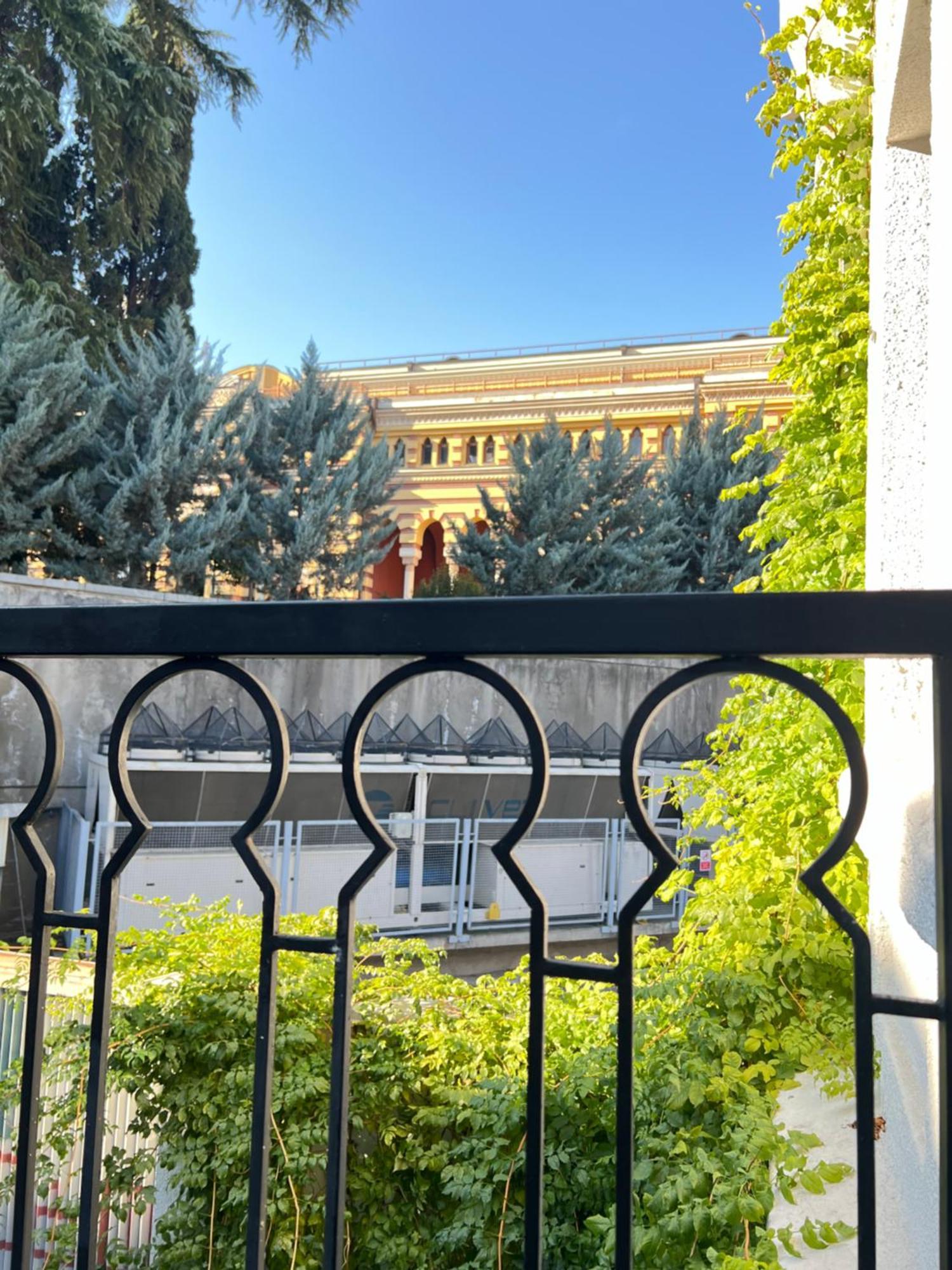 Opera Hotel Tbilisi Eksteriør bilde