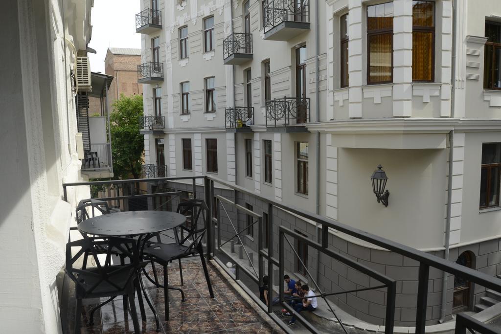 Opera Hotel Tbilisi Eksteriør bilde